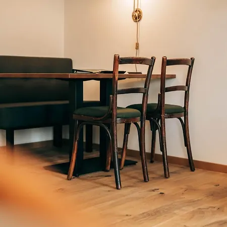 Zum Goldenen Loewen 酒店