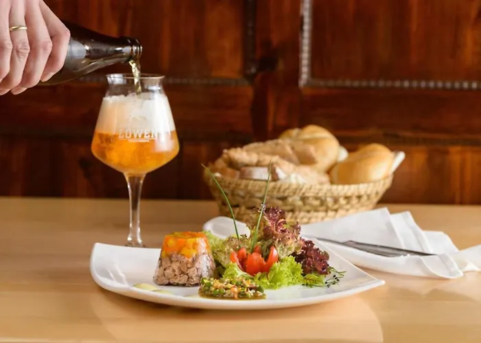 Zum Goldenen Loewen Hotell *